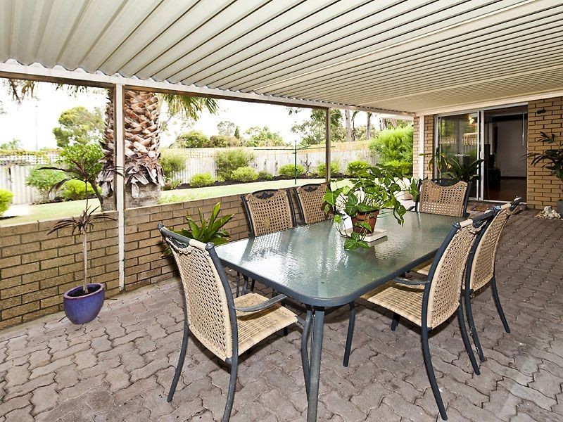 36 Ailsworth Court, Thornlie WA 6108