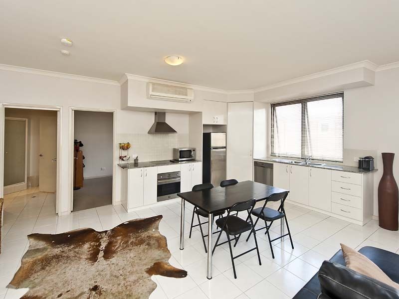 Unit 12, 2-4 Pensioner Guard Road, North Fremantle WA 6159