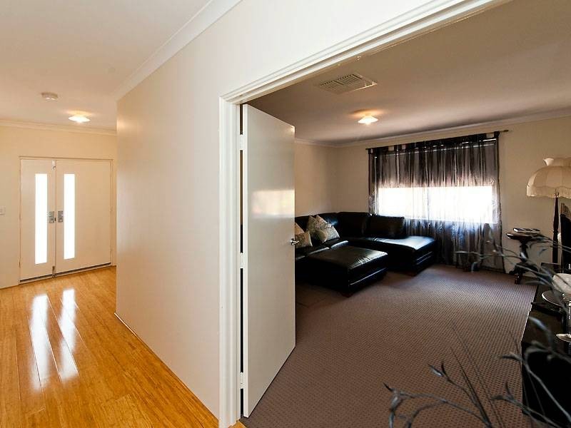 33 Heronwood Glade, Harrisdale WA 6112