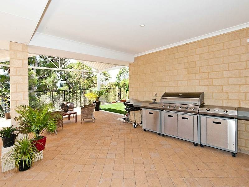 33 Heronwood Glade, Harrisdale WA 6112