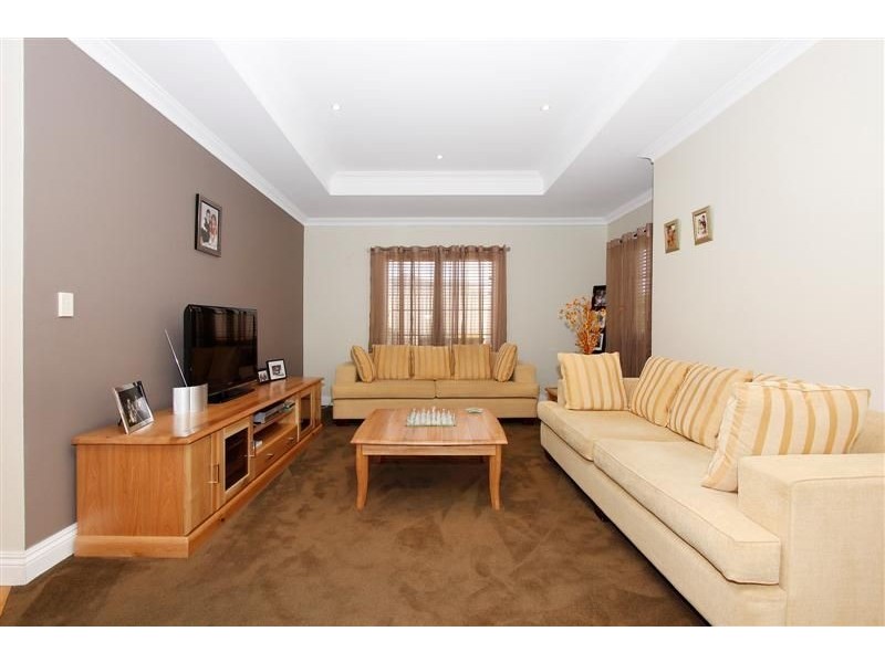 9 Silkwood Street, Southern River WA 6110