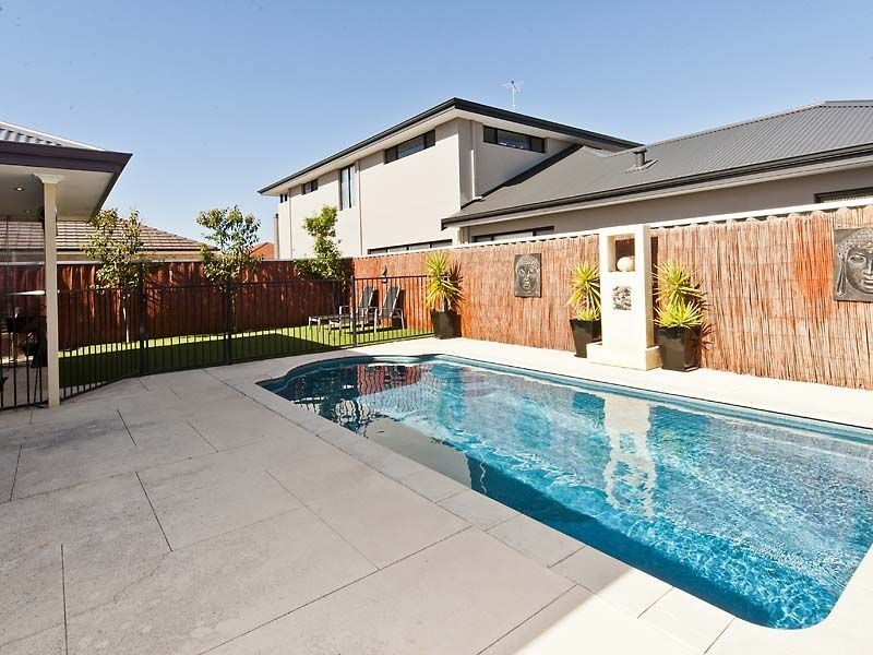 10 St Alban Promenade, Canning Vale WA 6155