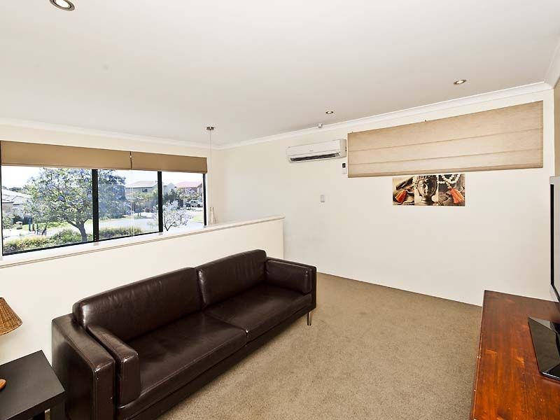 10 St Alban Promenade, Canning Vale WA 6155