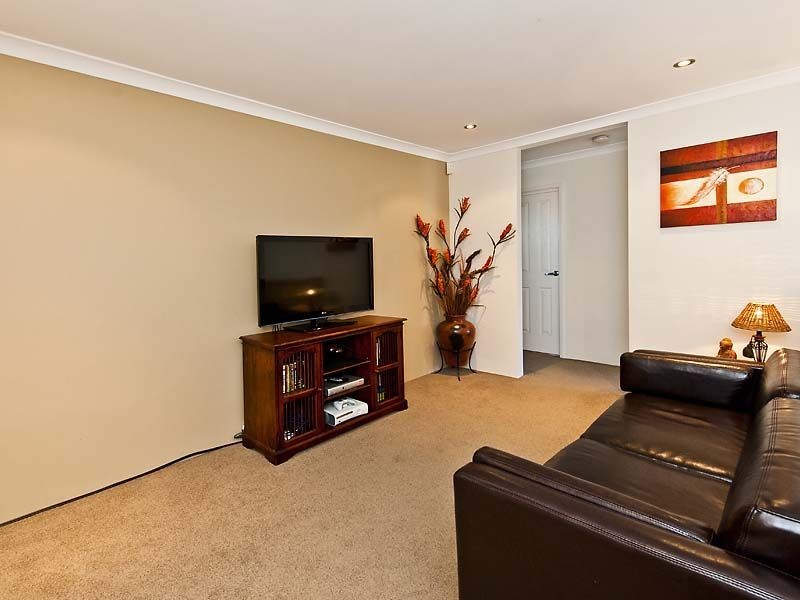 10 St Alban Promenade, Canning Vale WA 6155