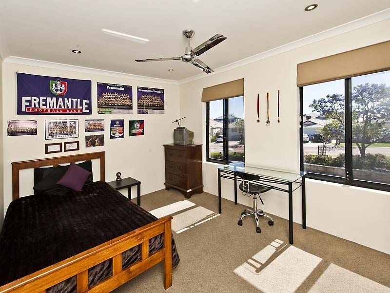 10 St Alban Promenade, Canning Vale WA 6155