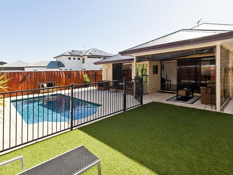10 St Alban Promenade, Canning Vale WA 6155