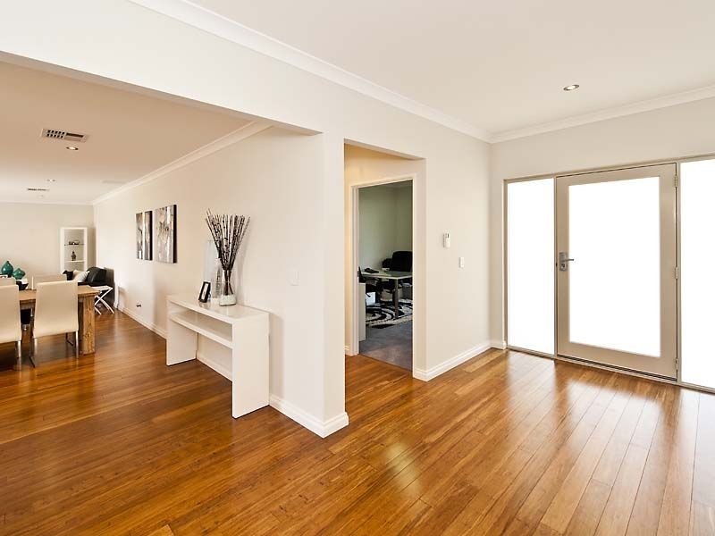 9 Pipeline Boulevard, Piara Waters WA 6112