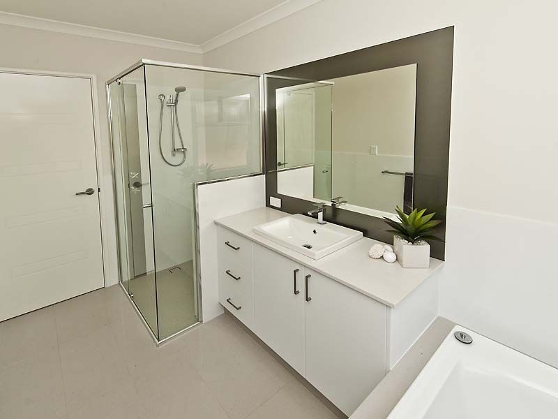 9 Pipeline Boulevard, Piara Waters WA 6112