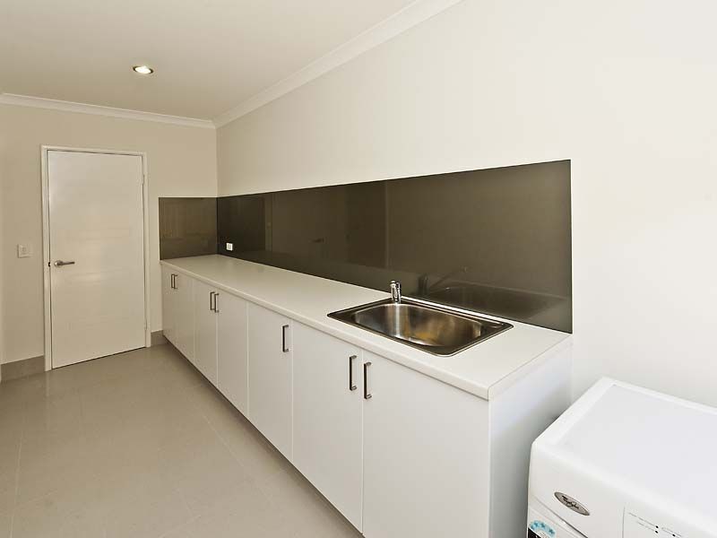 9 Pipeline Boulevard, Piara Waters WA 6112