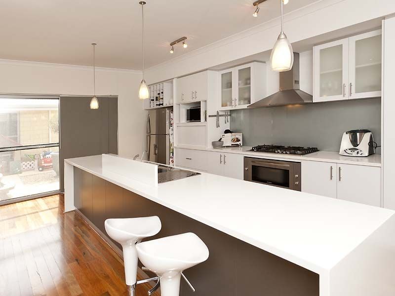 120 Columbia Parkway, Piara Waters WA 6112