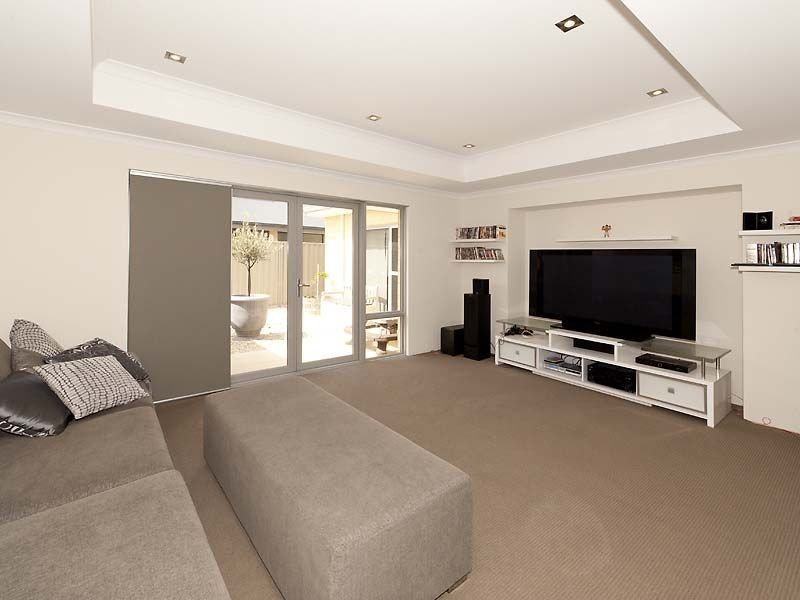 120 Columbia Parkway, Piara Waters WA 6112