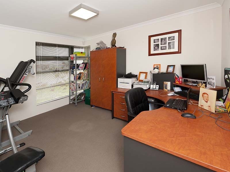 120 Columbia Parkway, Piara Waters WA 6112