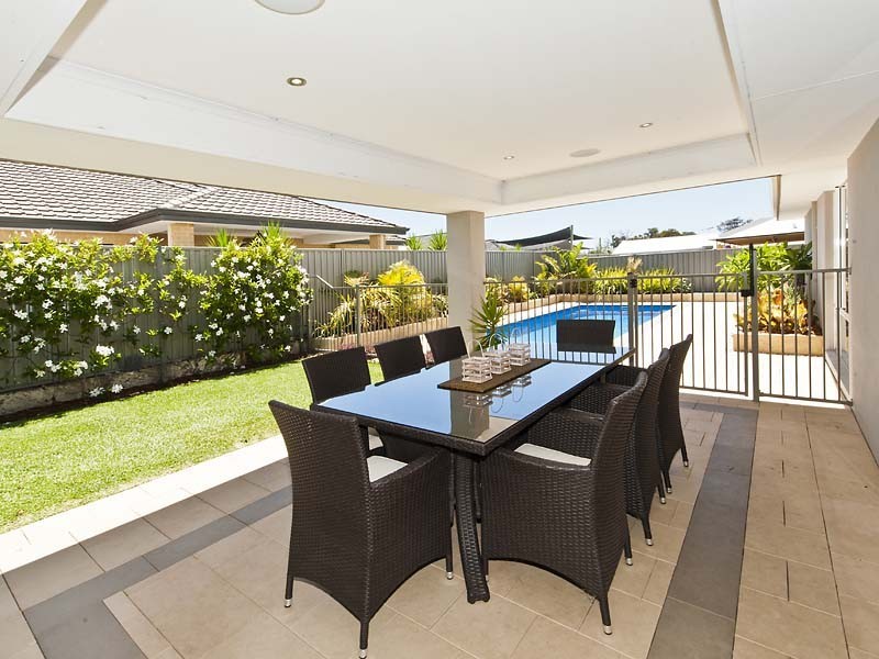 3 Artizan Pass, Piara Waters WA 6112