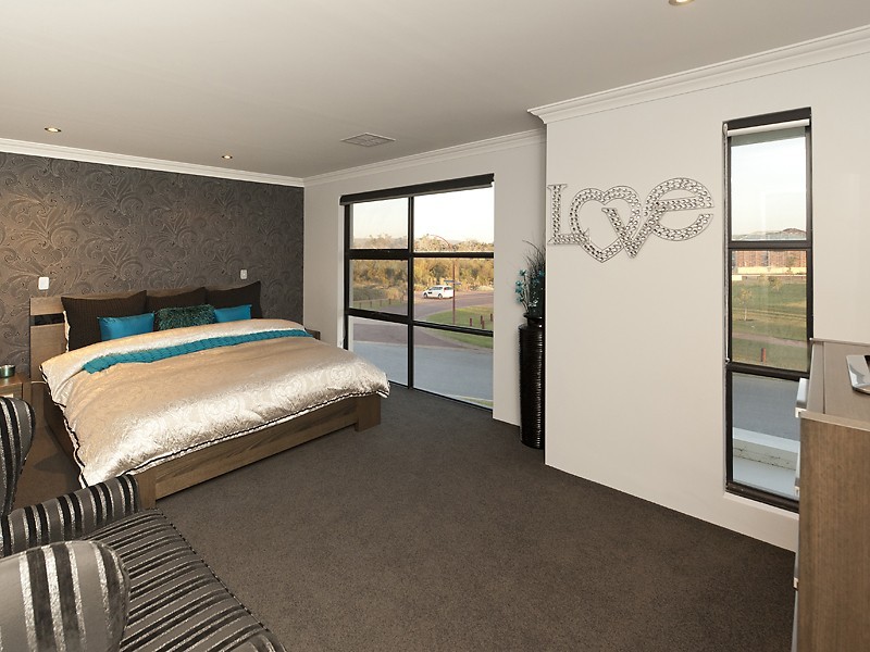 32 Castlewood Parkway, Southern River WA 6110