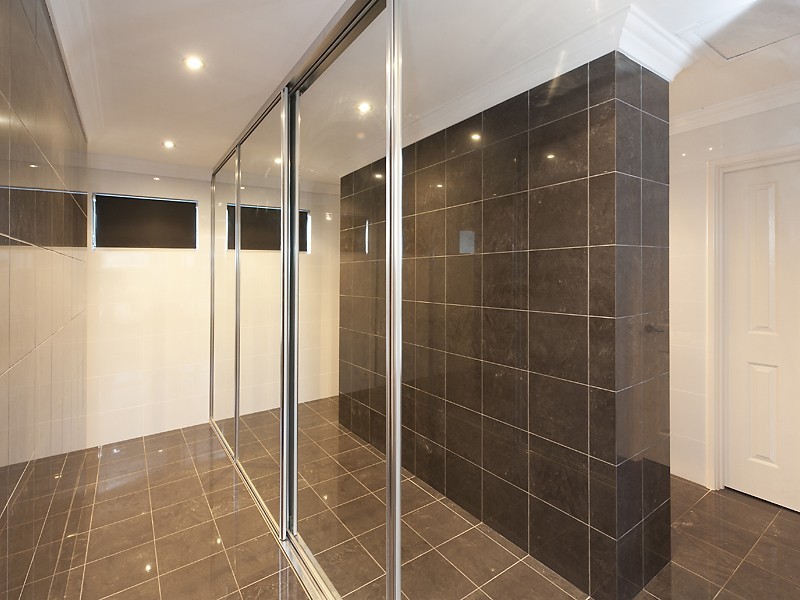 32 Castlewood Parkway, Southern River WA 6110