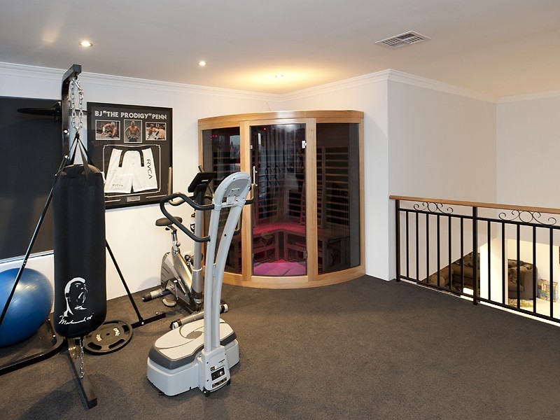 32 Castlewood Parkway, Southern River WA 6110