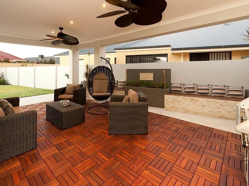 32 Castlewood Parkway, Southern River WA 6110