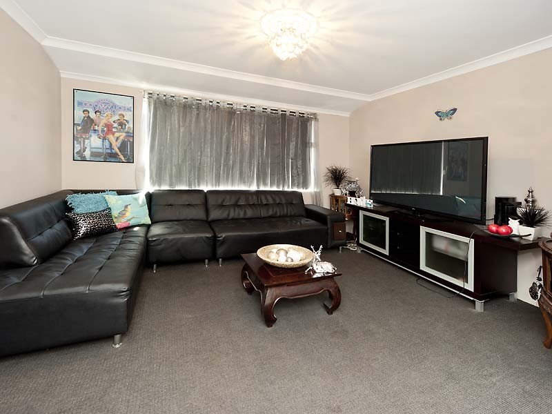 15 Casey Close, Canning Vale WA 6155