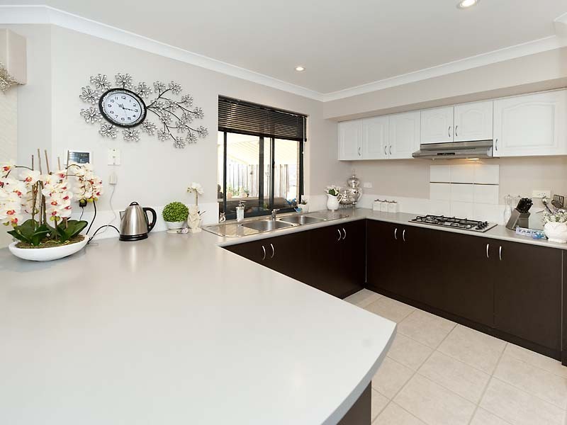 15 Casey Close, Canning Vale WA 6155