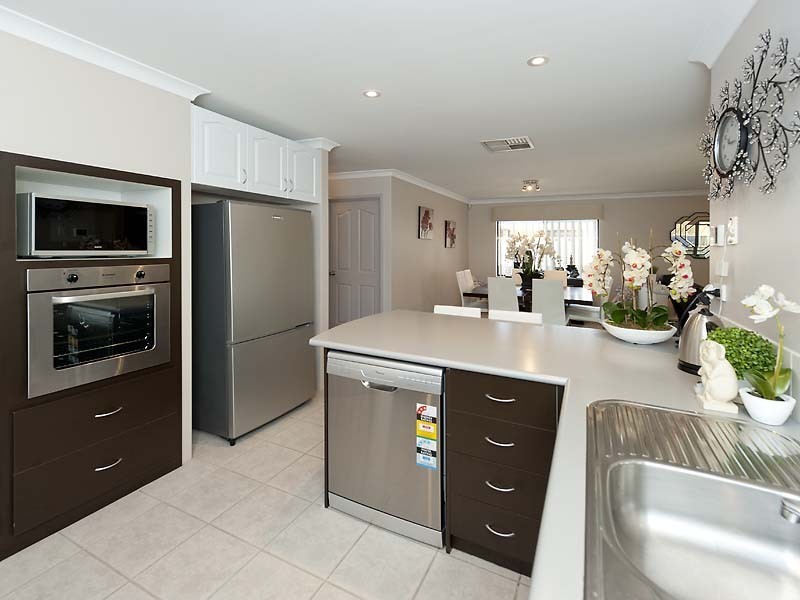 15 Casey Close, Canning Vale WA 6155