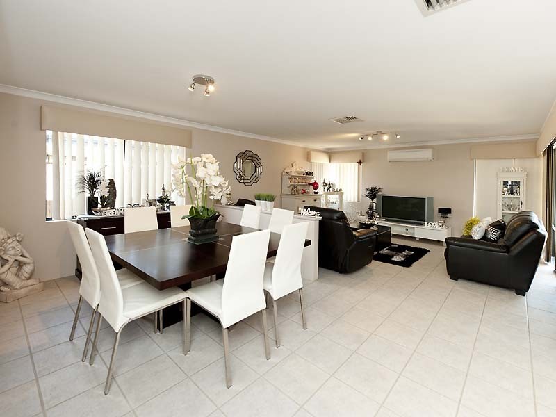 15 Casey Close, Canning Vale WA 6155