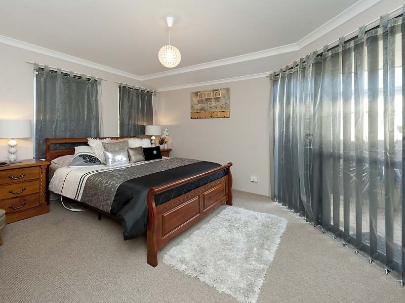 15 Casey Close, Canning Vale WA 6155