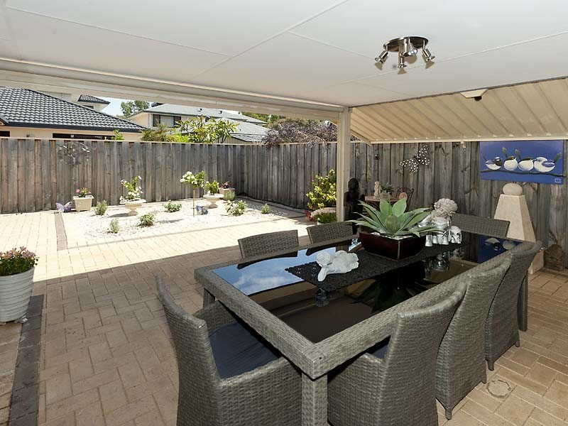 15 Casey Close, Canning Vale WA 6155