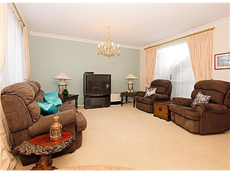 85 Glen Iris Drive, Jandakot WA 6164