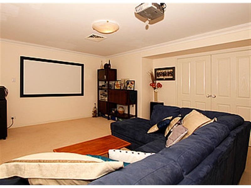 85 Glen Iris Drive, Jandakot WA 6164