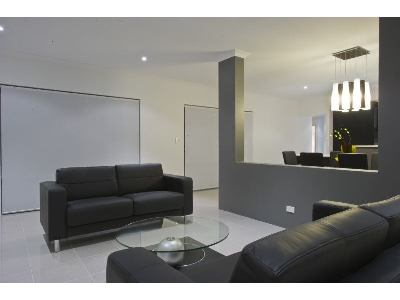 20 Yellowwood Avenue, Piara Waters WA 6112