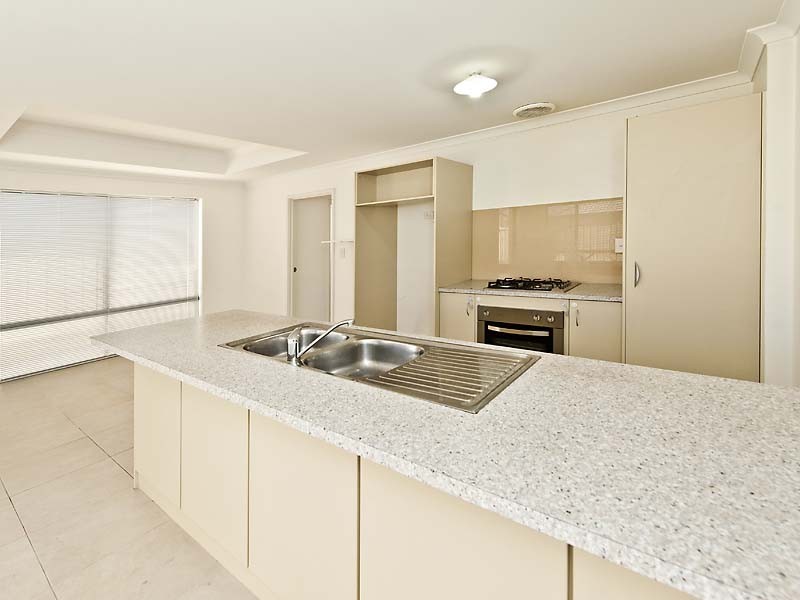 101A Amherst Road, Canning Vale WA 6155