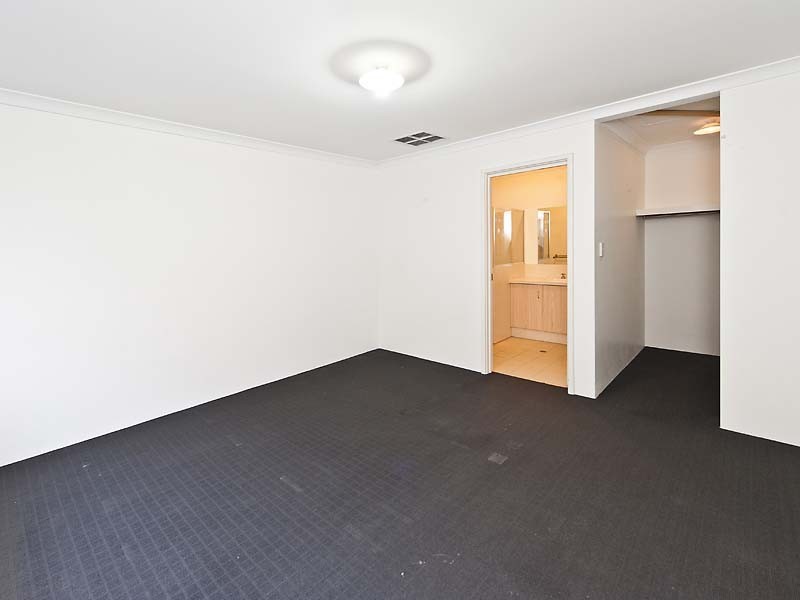 101A Amherst Road, Canning Vale WA 6155