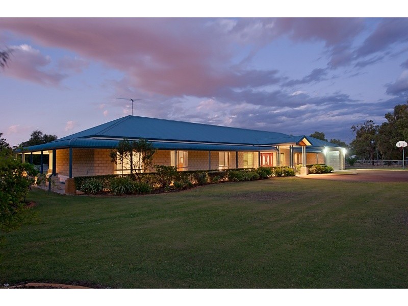 72 Blair Road, Oakford WA 6121