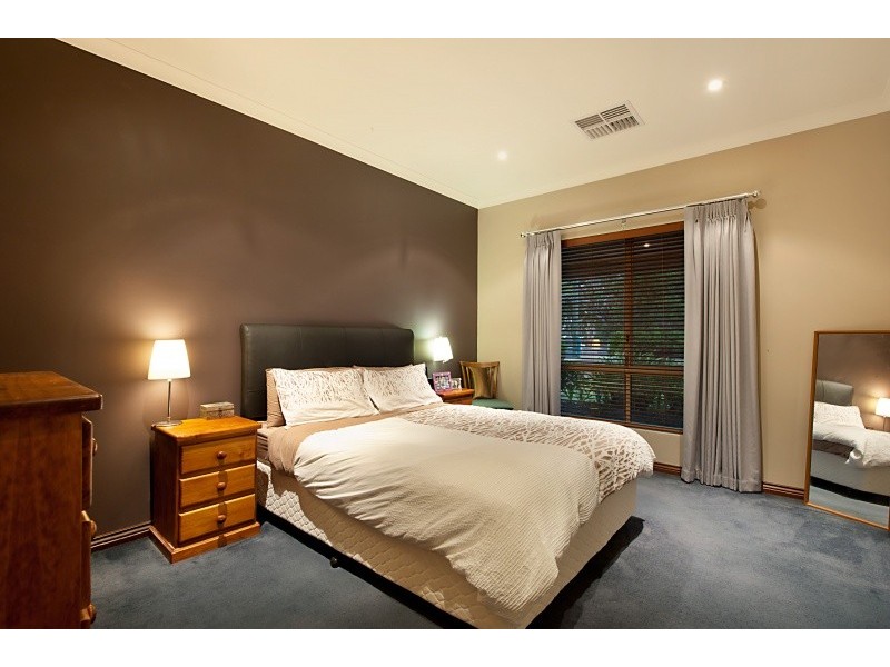 72 Blair Road, Oakford WA 6121