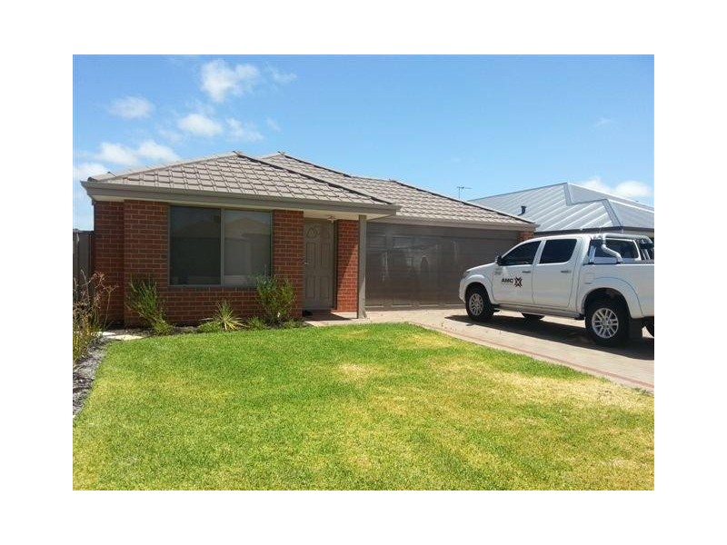 16 Gallinule Loop, Southern River WA 6110
