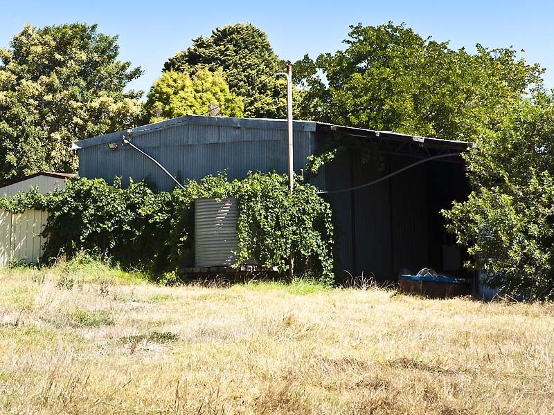 31 Armstrong Road, Kelmscott WA 6111