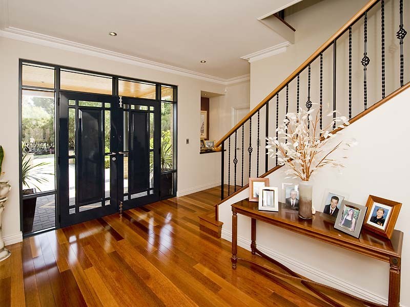 6 Corsham Gardens, Canning Vale WA 6155
