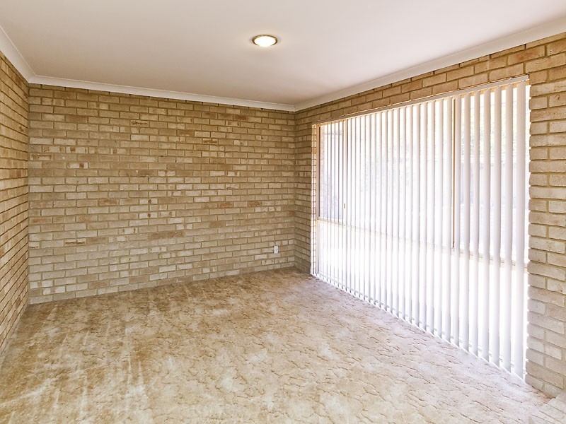 8 York Street, Beaconsfield WA 6162