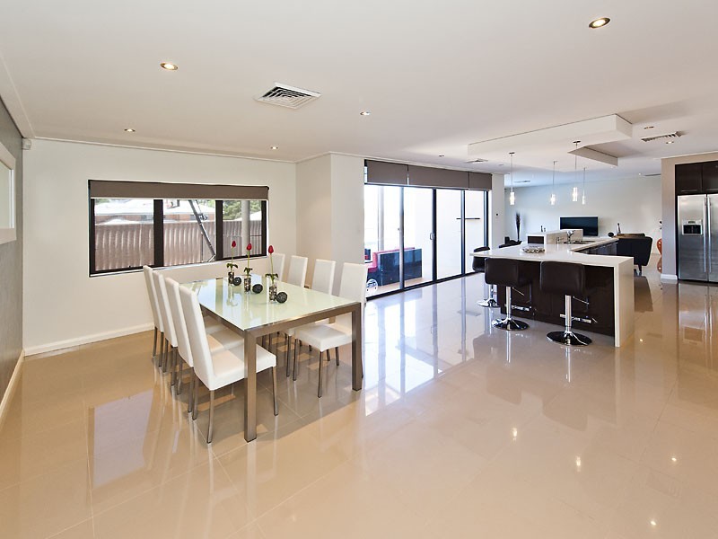 6 Breelya Rise, Canning Vale WA 6155