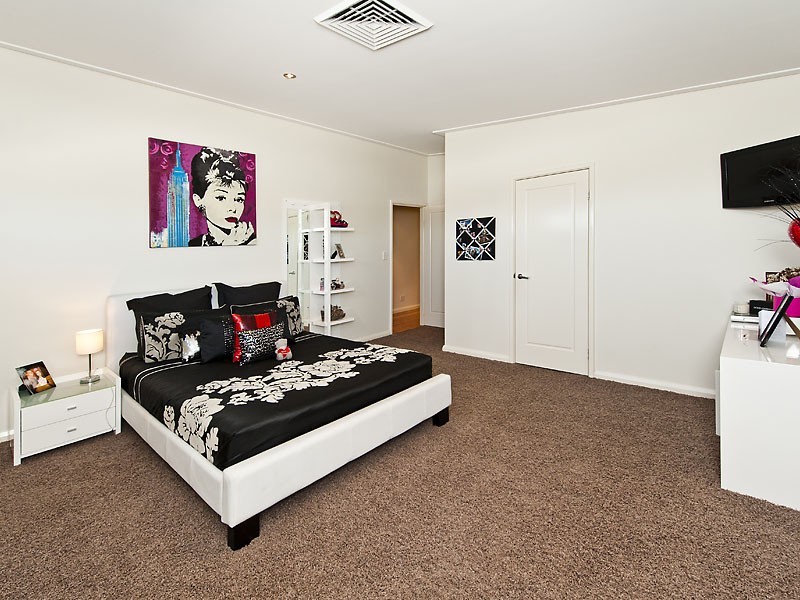 6 Breelya Rise, Canning Vale WA 6155