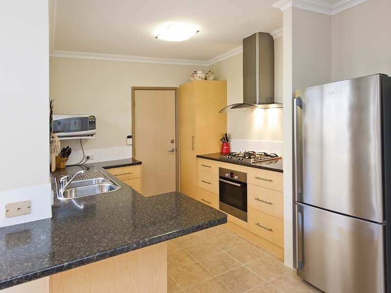 35 Amalfi Way, Canning Vale WA 6155