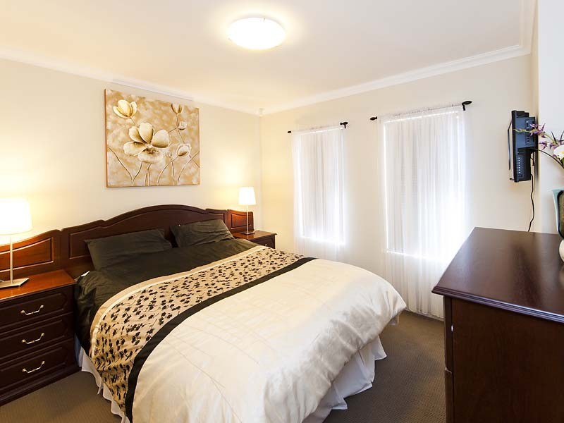 35 Amalfi Way, Canning Vale WA 6155