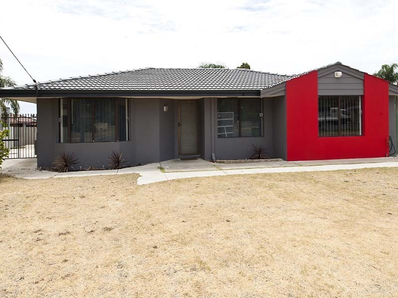 46 Hibiscus Road, Maddington WA 6109