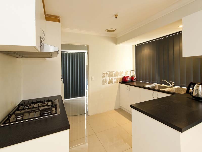 46 Hibiscus Road, Maddington WA 6109
