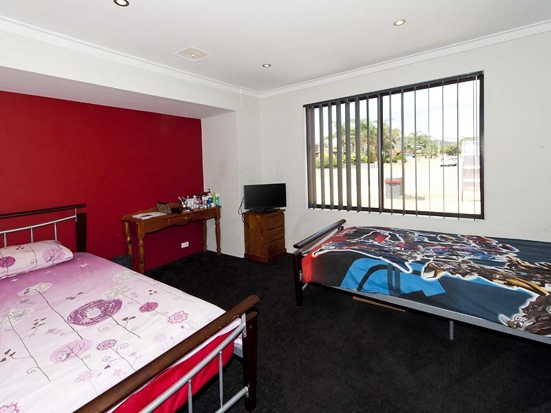 46 Hibiscus Road, Maddington WA 6109