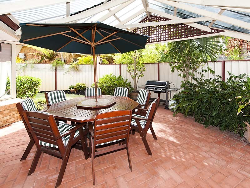 10 Sandringham Promenade, Canning Vale WA 6155