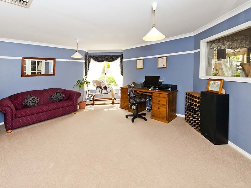 10 Sandringham Promenade, Canning Vale WA 6155
