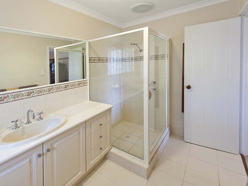 10 Sandringham Promenade, Canning Vale WA 6155