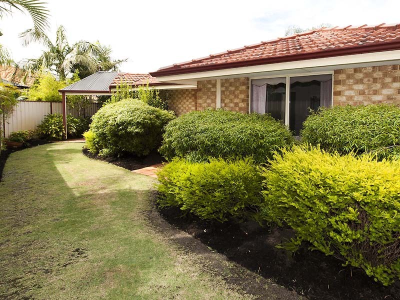 10 Sandringham Promenade, Canning Vale WA 6155