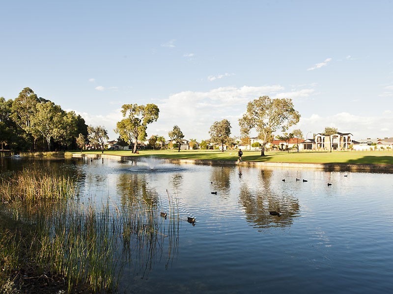 82 Sandringham Promenade, Canning Vale WA 6155